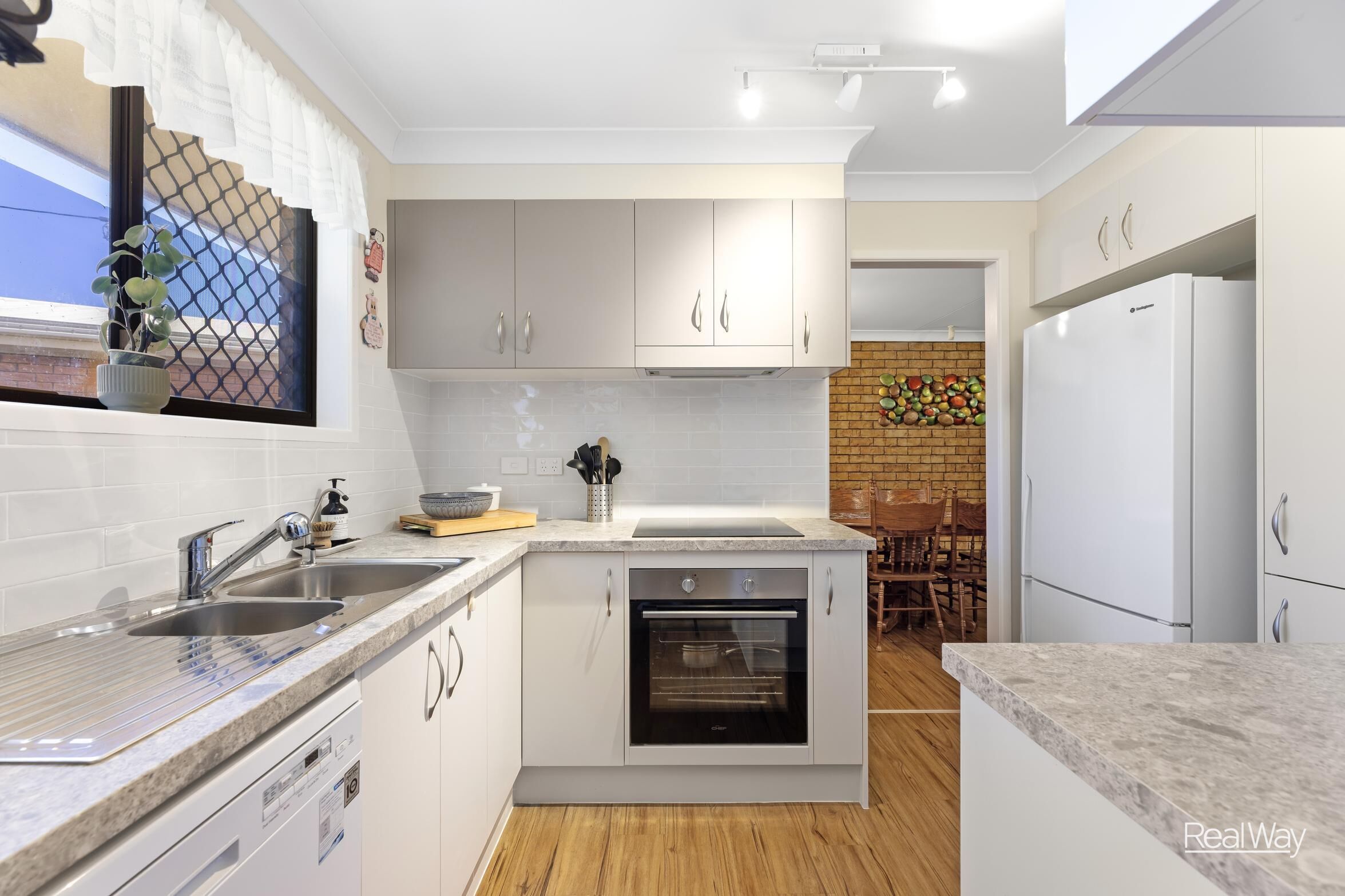 1 / 15 Brendanbri Street, Kearneys Spring QLD 4350, Kearneys Spring - Thumbnail 2