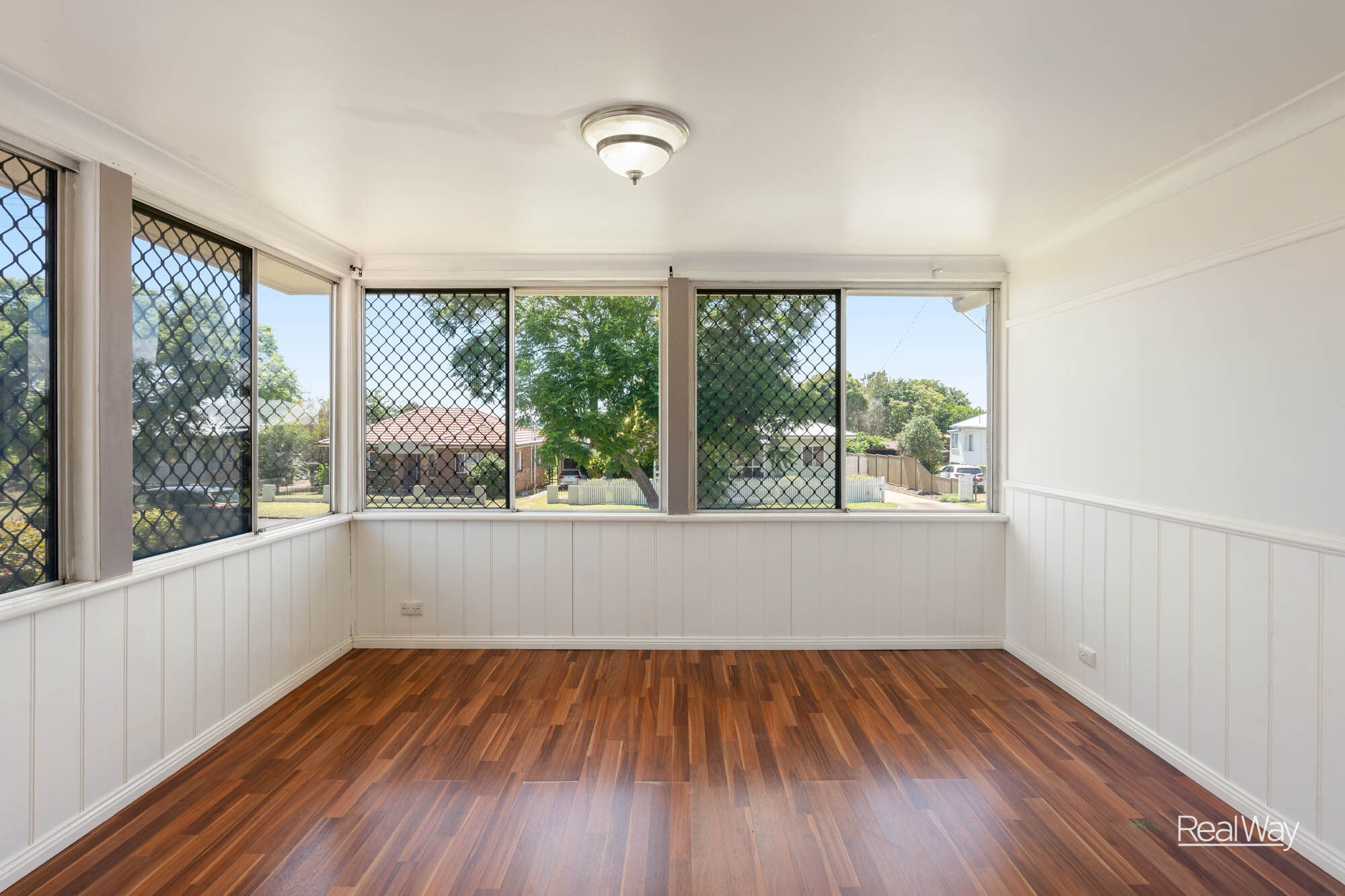 25 Lloyd Street, Harristown QLD 4350, Harristown - Thumbnail 5