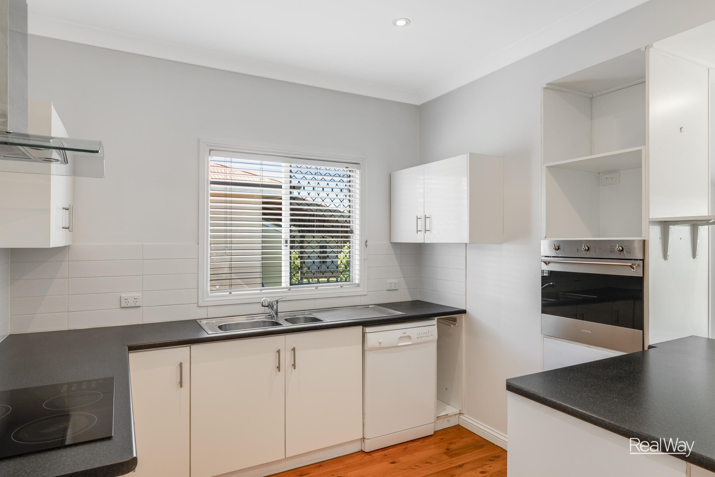 4 Newmarket Street, Newtown QLD 4350, Newtown - Thumbnail 6