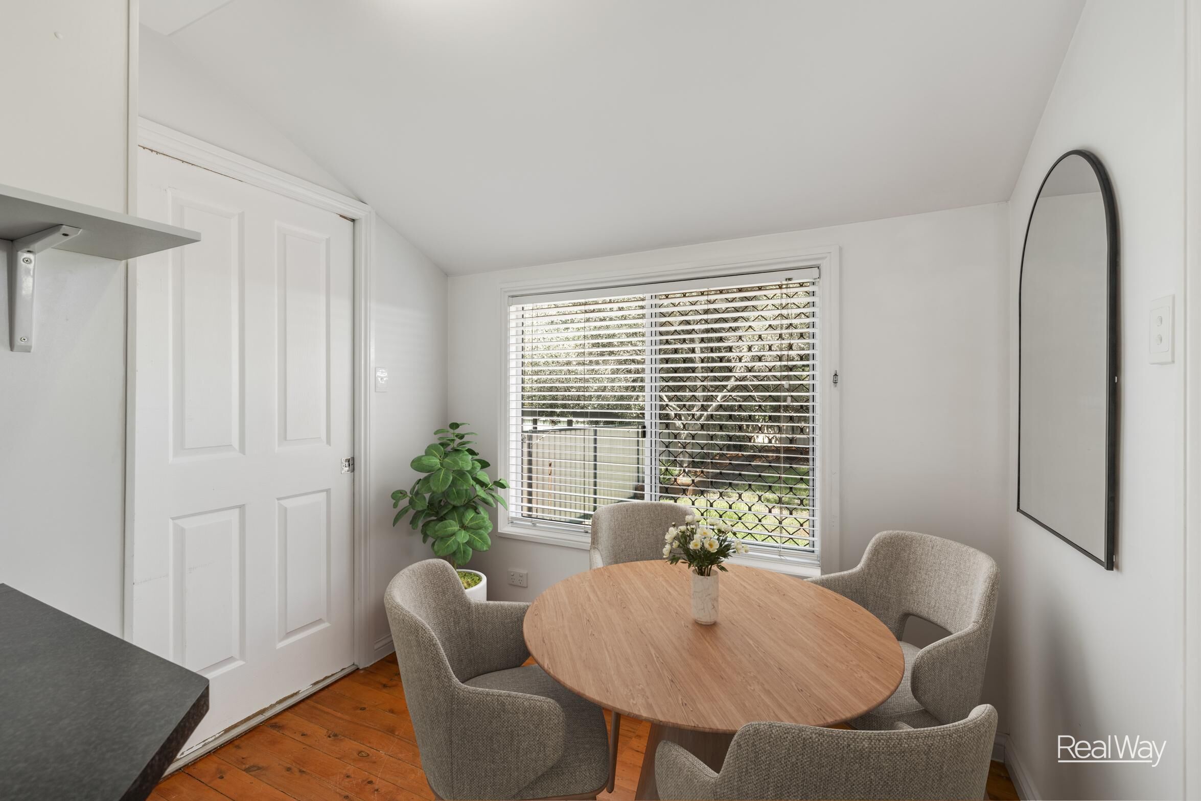 4 Newmarket Street, Newtown QLD 4350, Newtown - Thumbnail 7