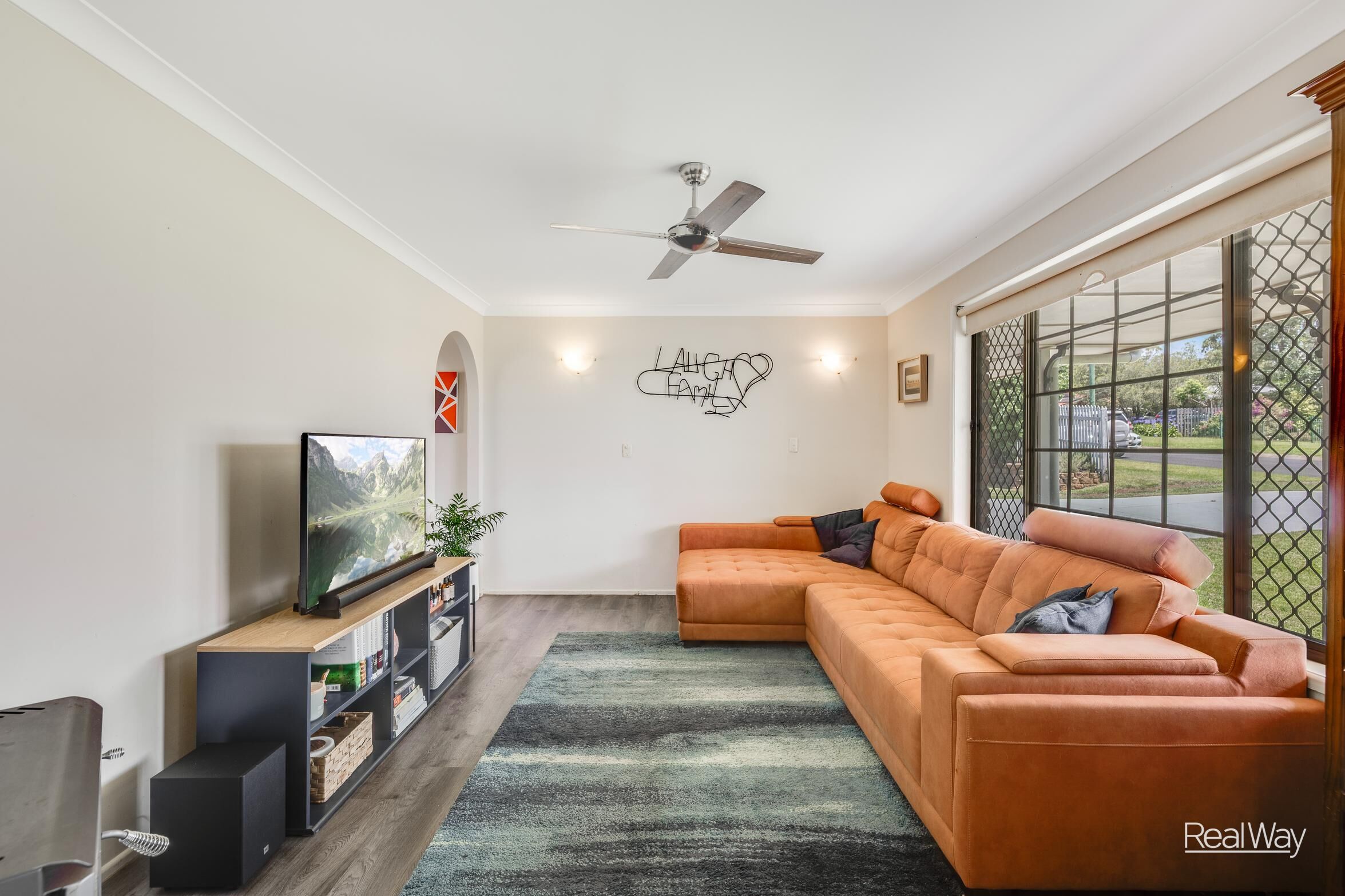 2 Maplewood Drive, Darling Heights QLD 4350, Darling Heights - Thumbnail 4