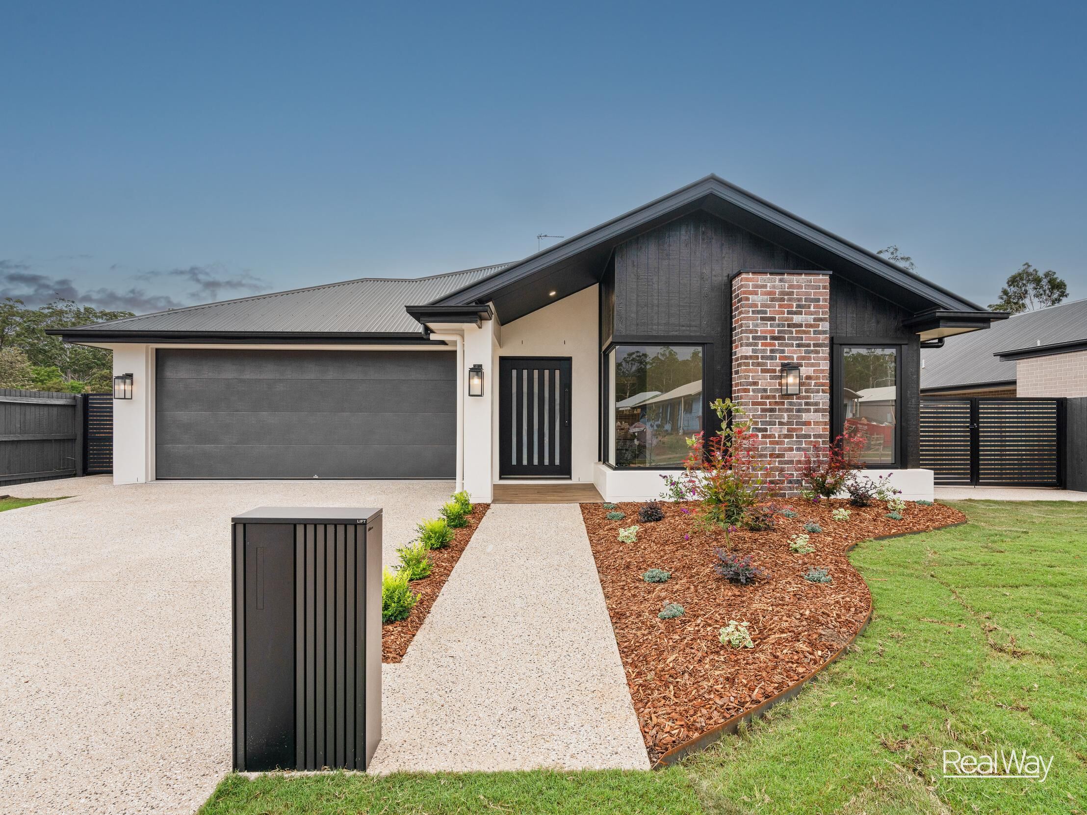 49 Mirambeena Drive, Highfields QLD 4352, Highfields - Thumbnail 2