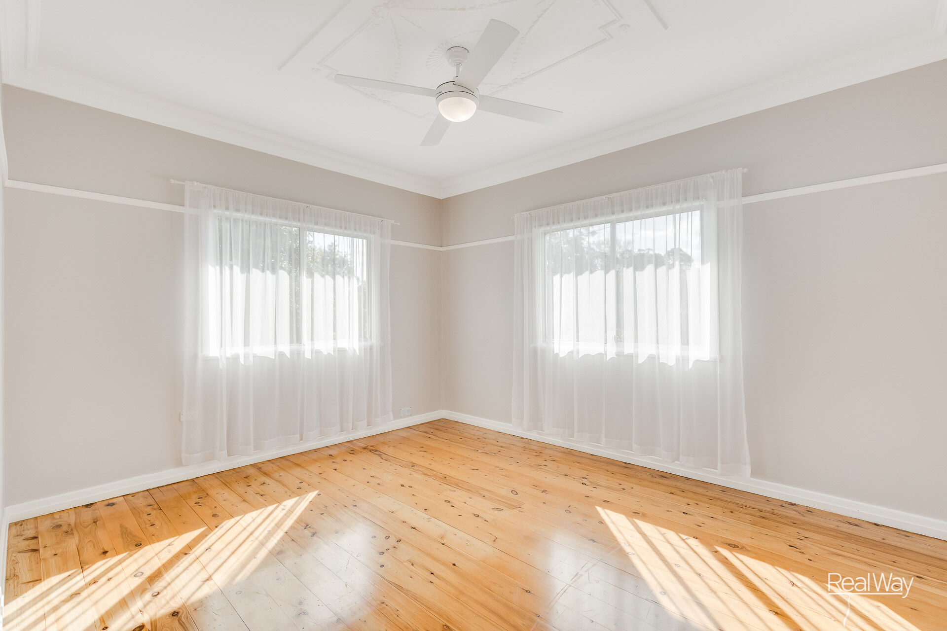 70 North Street, Mount Lofty QLD 4350, Mount Lofty - Thumbnail 4
