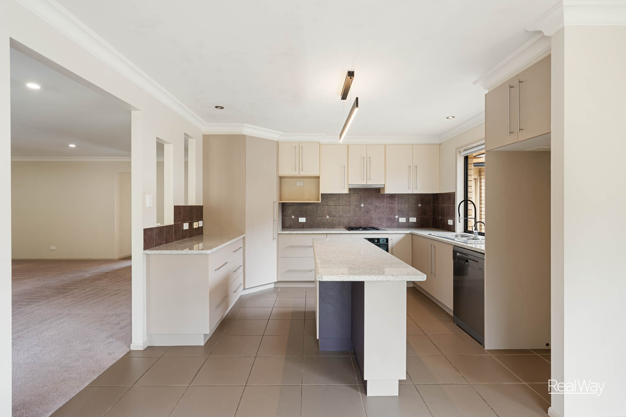 14 Diamantina Drive, Glenvale QLD 4350, Glenvale - Thumbnail 5