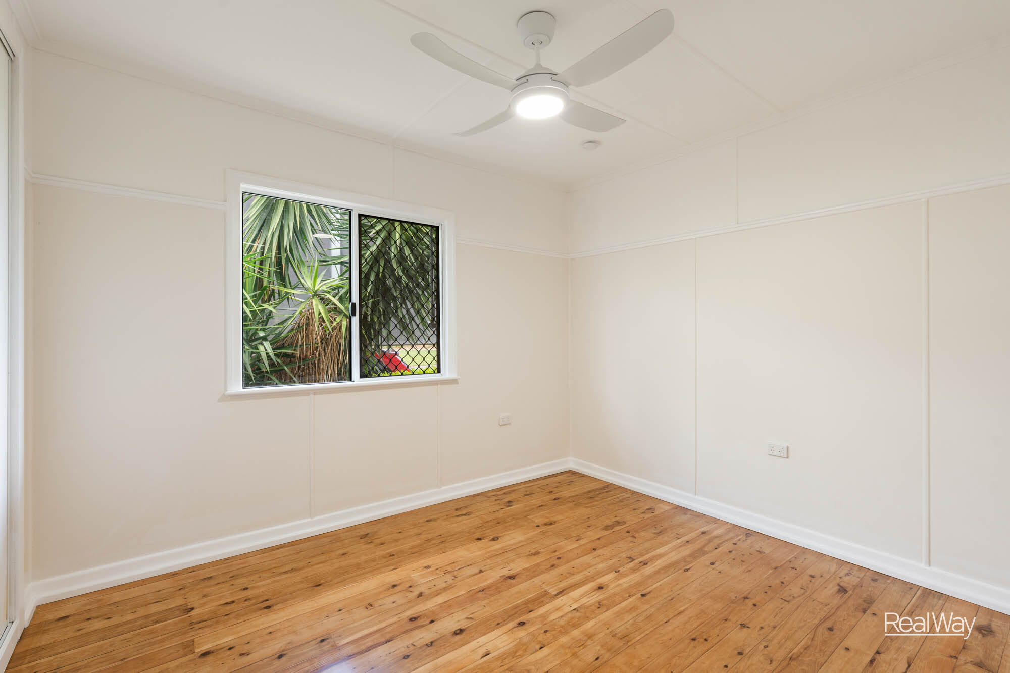 24 Blackdown Street, Harristown QLD 4350, Harristown - Thumbnail 5