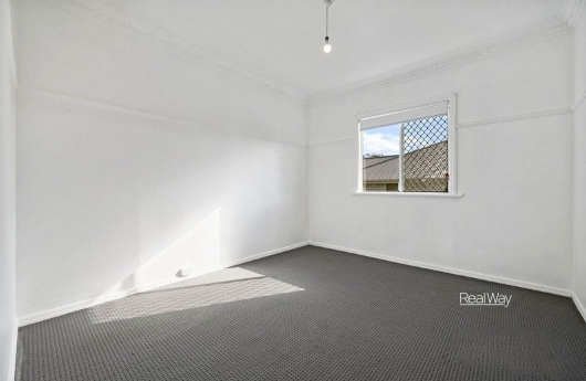 11 Berry Street, Wilsonton QLD 4350, Wilsonton - Thumbnail 4