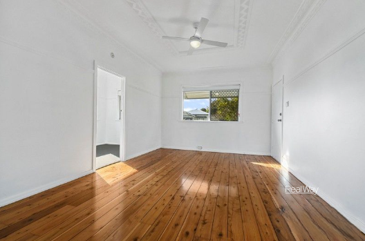 11 Berry Street, Wilsonton QLD 4350, Wilsonton - Thumbnail 3