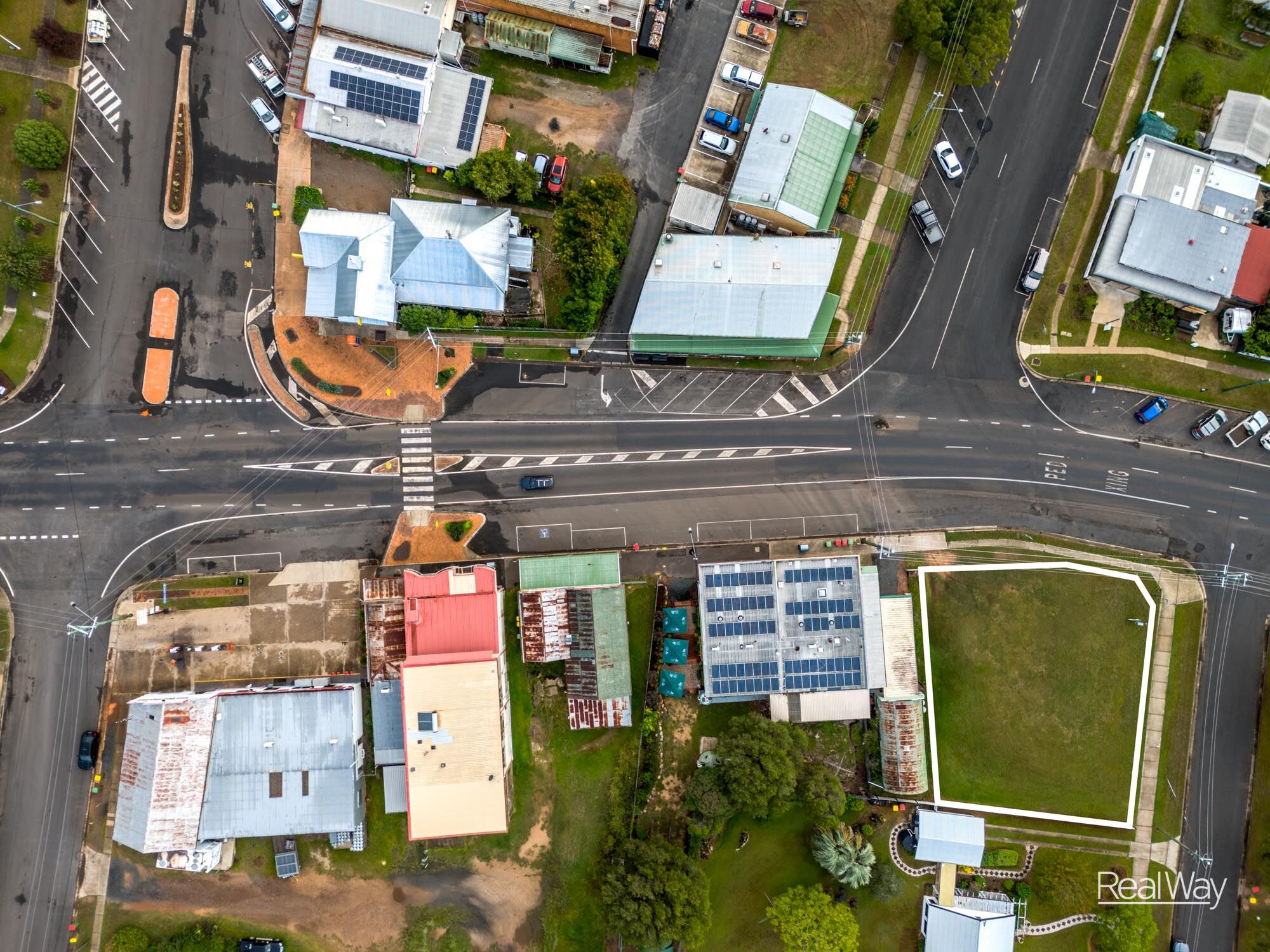29 Toowoomba Road, Crows Nest QLD 4355, Crows Nest - Thumbnail 2