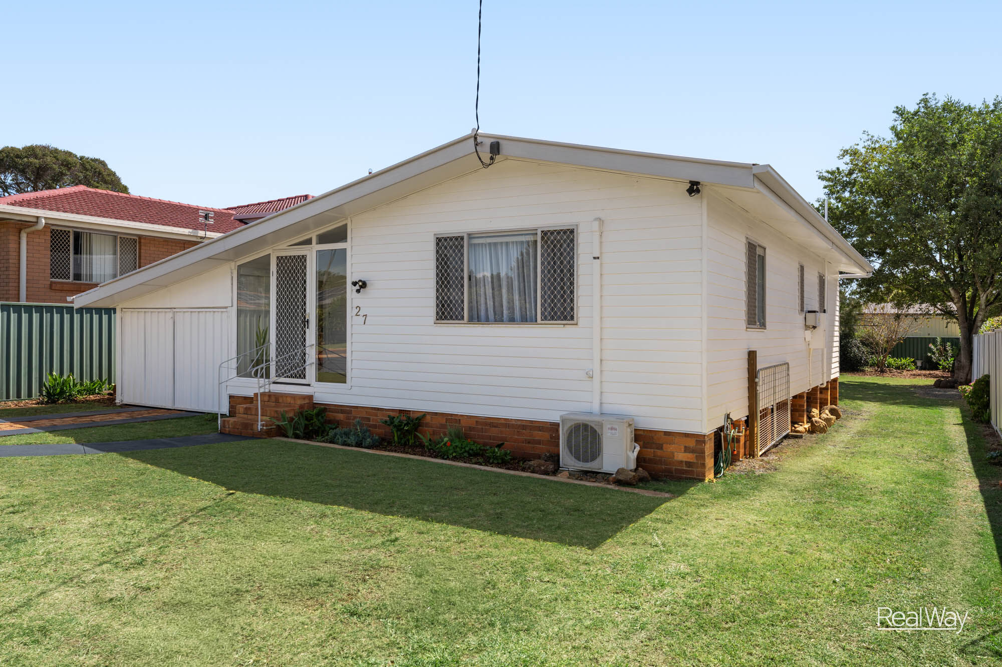 27 Obst Street, Harristown QLD 4350, Harristown - Thumbnail 2