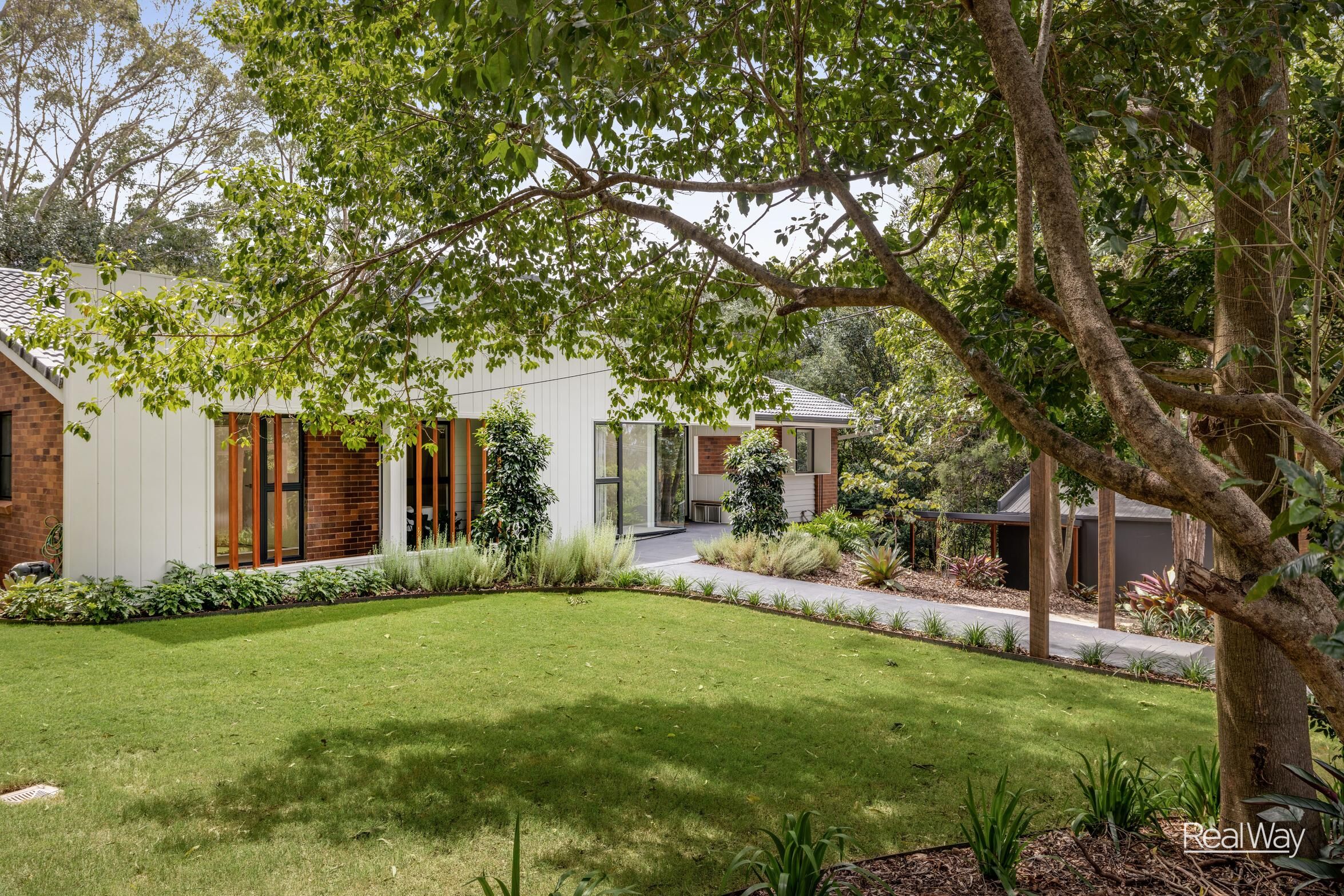 11 Dorge Street, Middle Ridge QLD 4350, Middle Ridge - Thumbnail 2