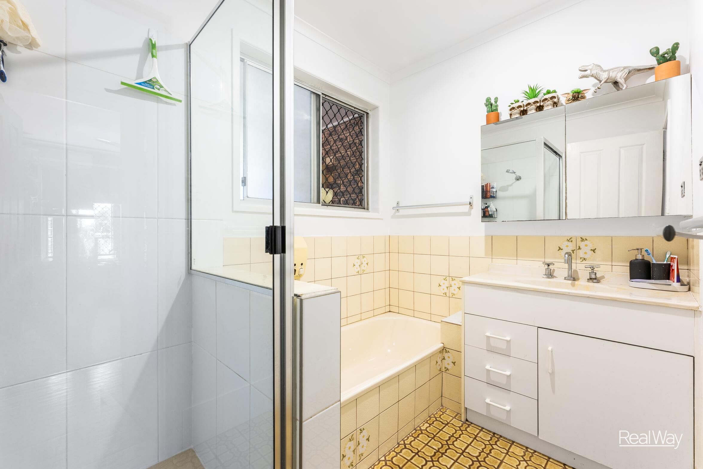 254 Taylor Street, Newtown QLD 4350, Newtown - Thumbnail 8