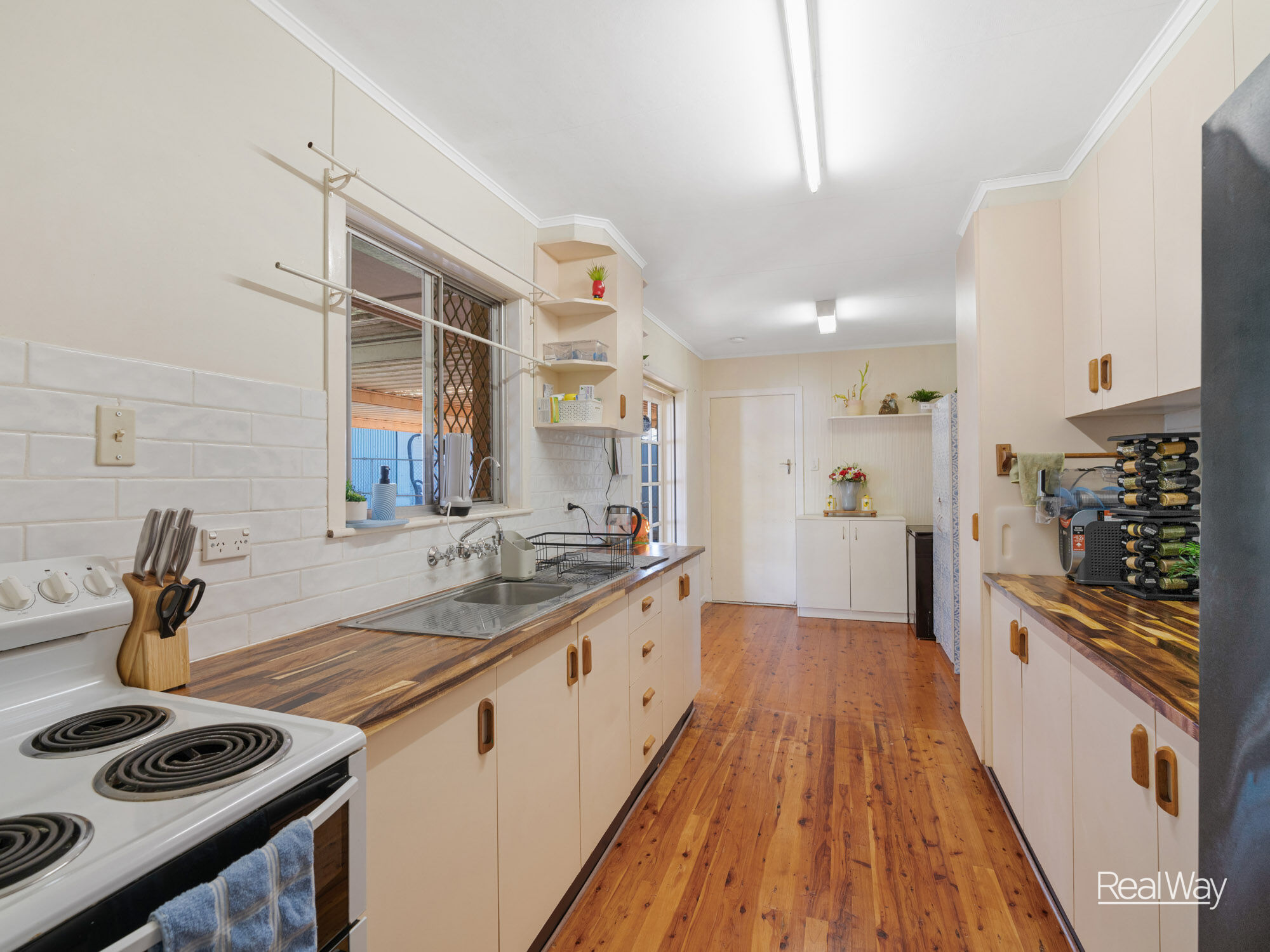 23 McCafferty Street, Wilsonton QLD 4350, Wilsonton - Thumbnail 3