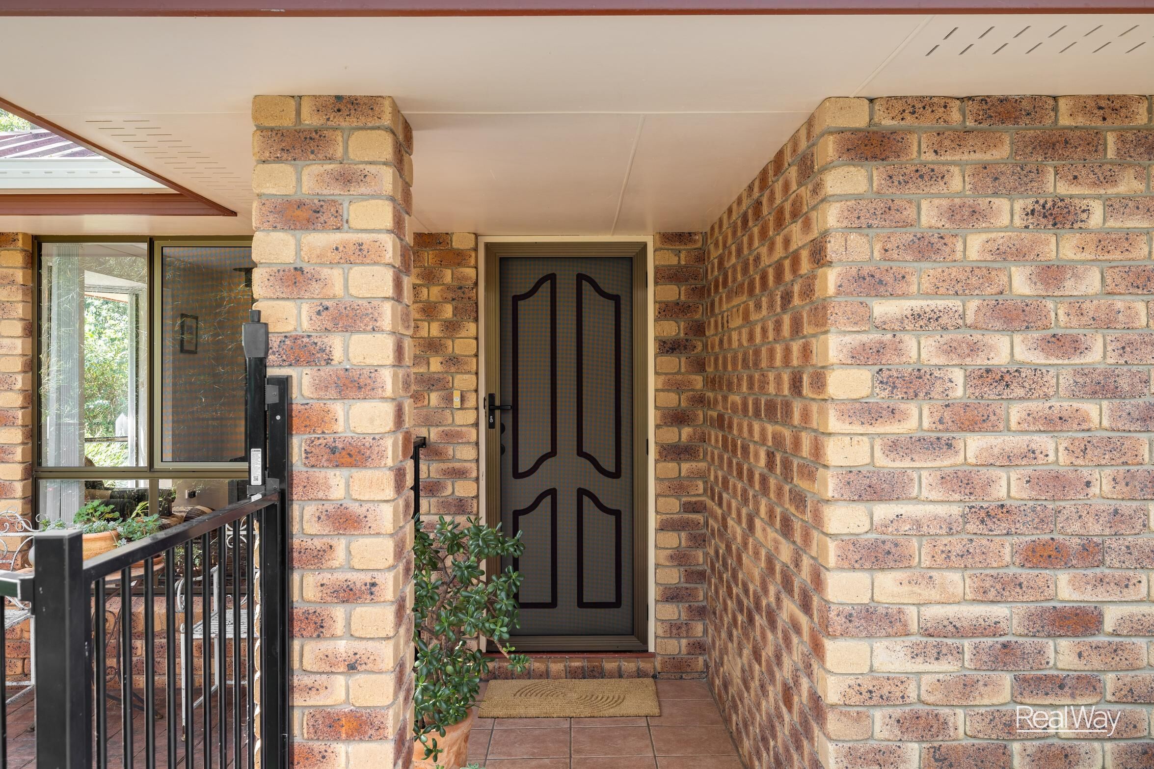 25 Merrol Street, Highfields QLD 4352, Highfields - Thumbnail 2