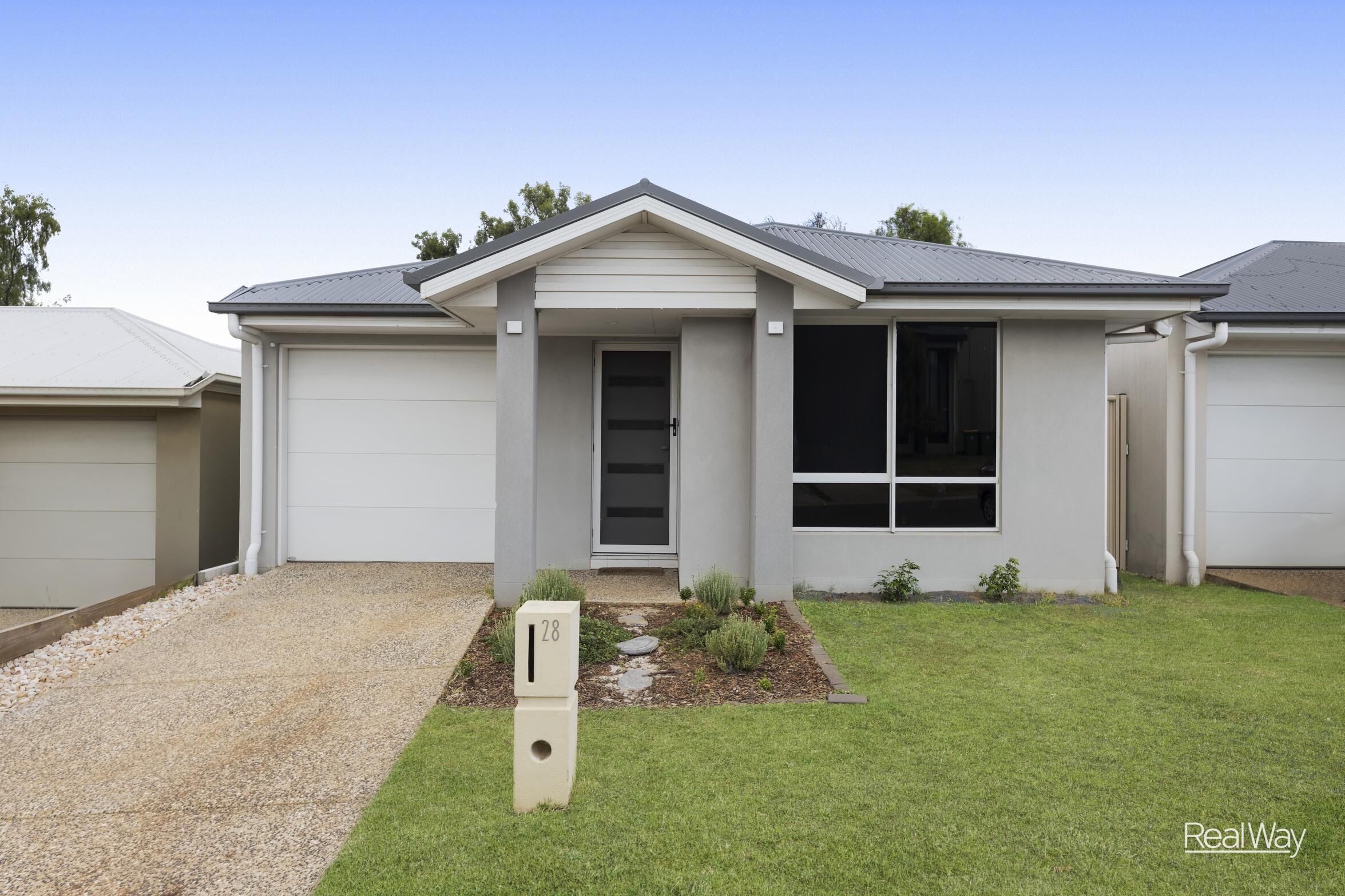 28 Minnett Street, Glenvale QLD 4350, Glenvale - Image 1