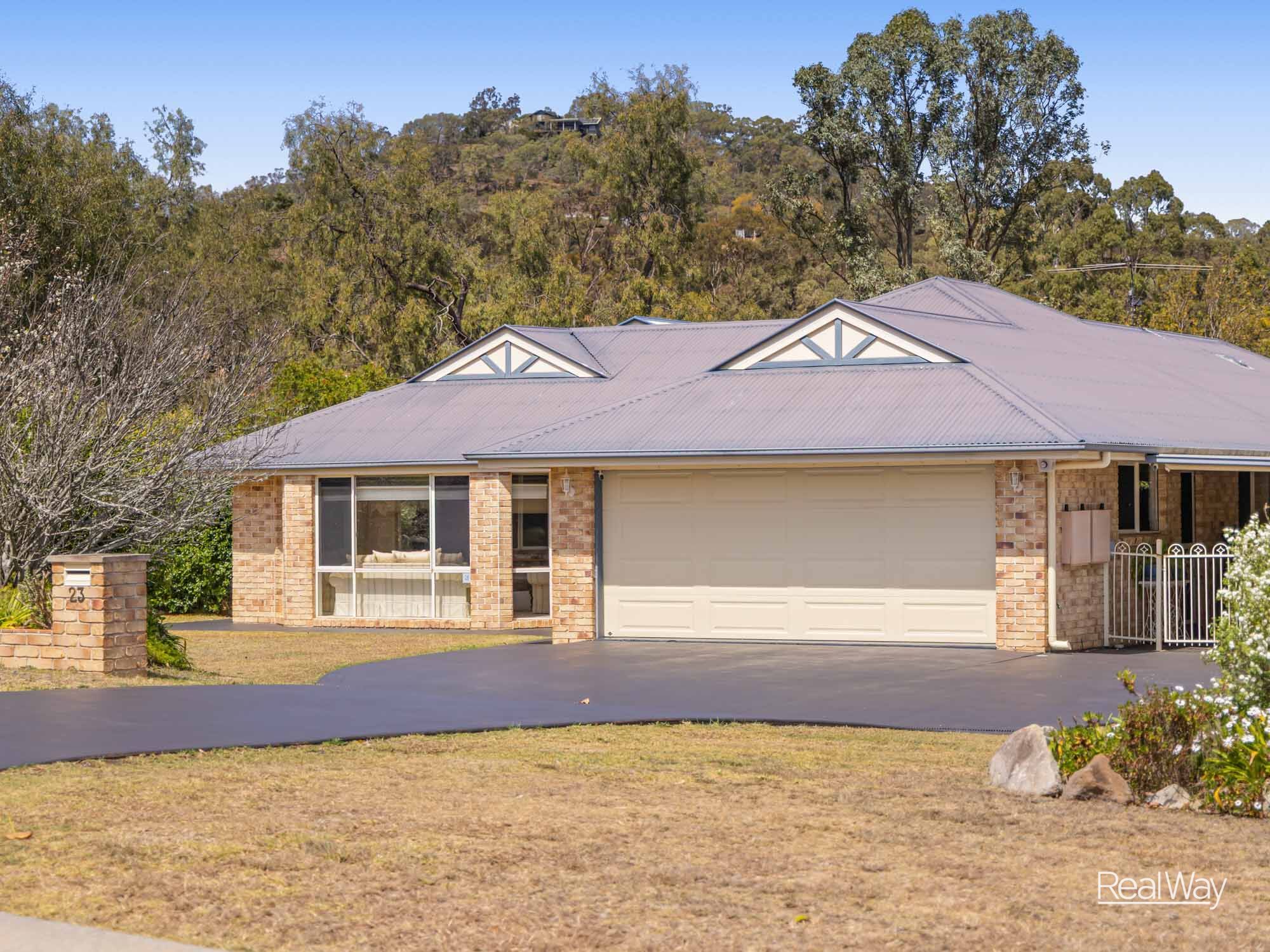 23 Tarranganda Court, Glenvale - Image 1
