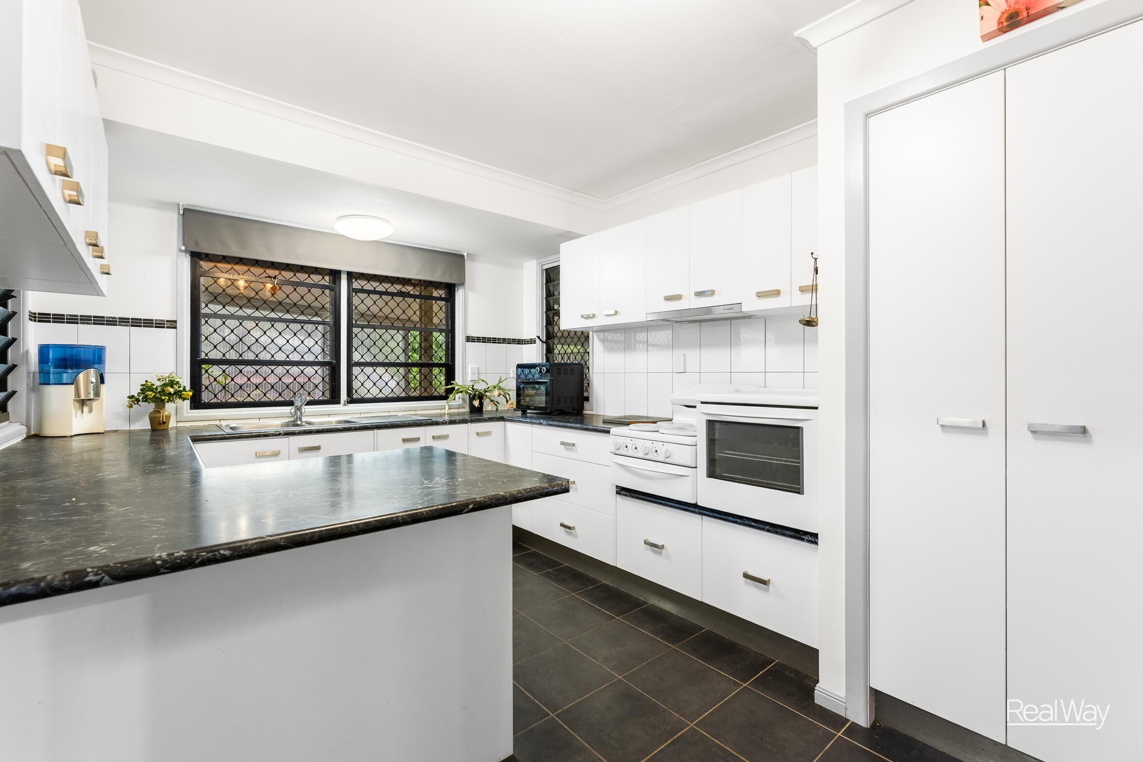 111 Koreelah Street, Upper Lockyer QLD 4352, Upper Lockyer - Thumbnail 5