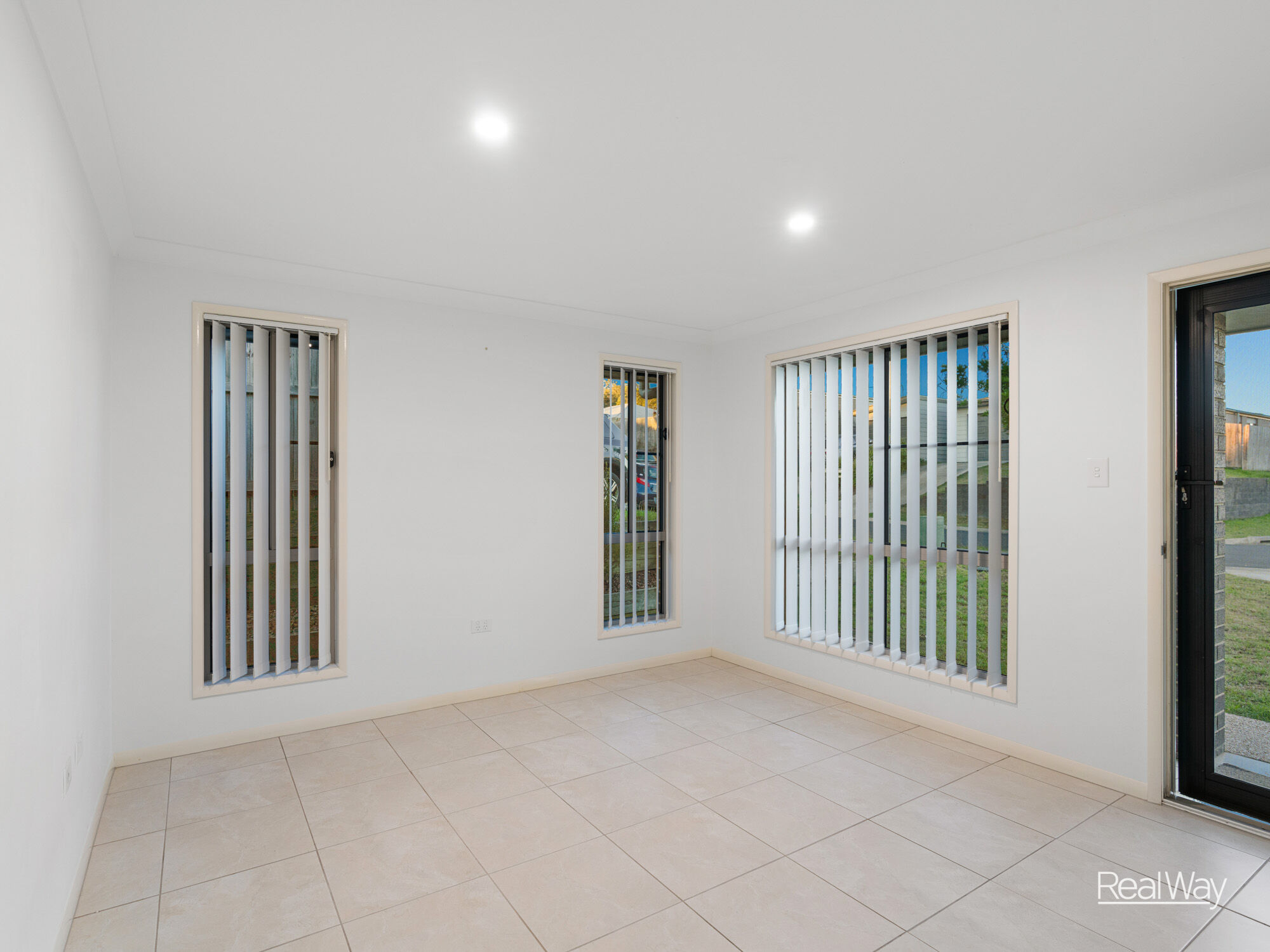 14 Orchard Lane, Glenvale QLD 4350, Glenvale - Thumbnail 2