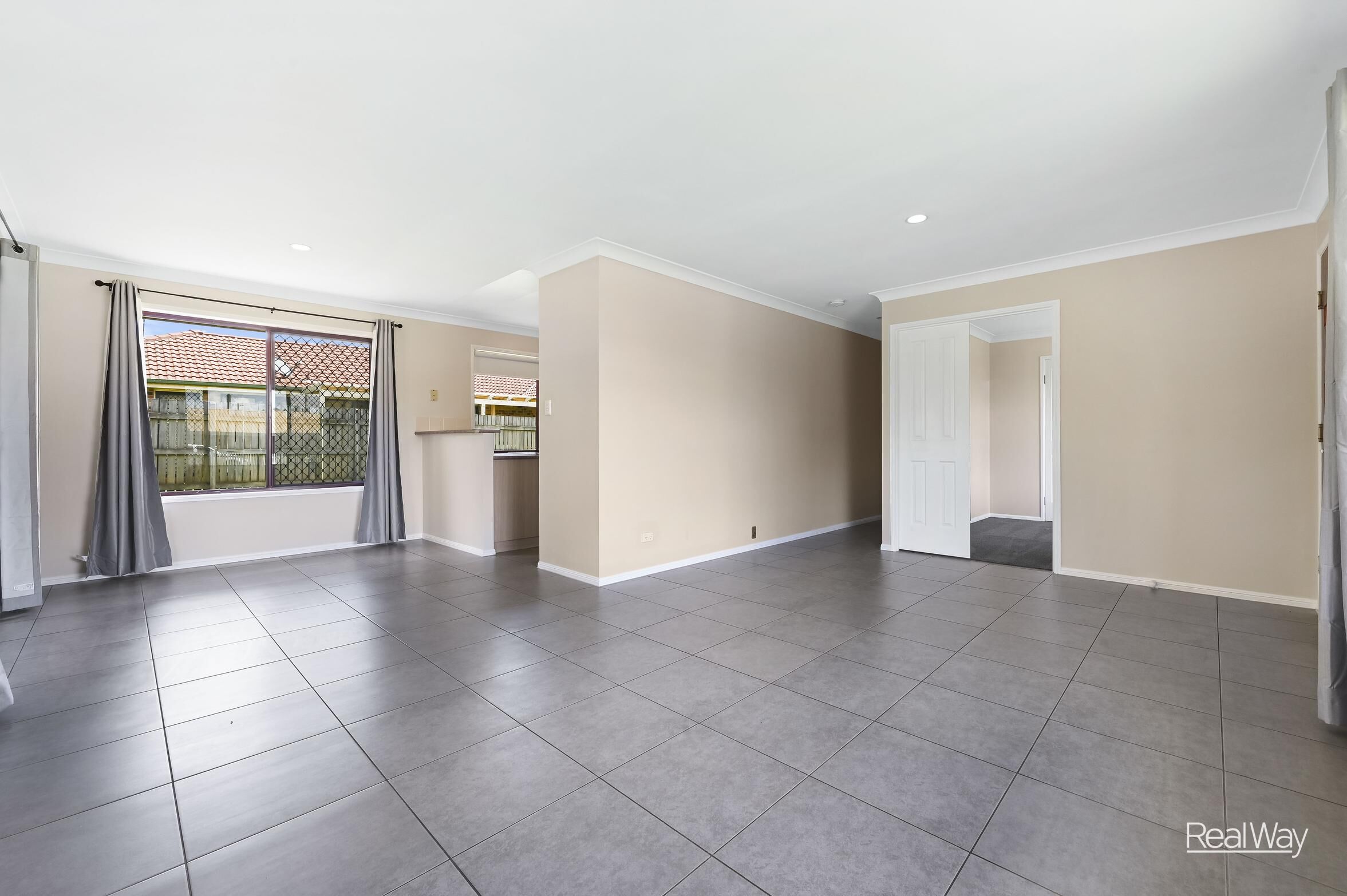 1 Maplewood Drive, Darling Heights QLD 4350, Darling Heights - Thumbnail 3