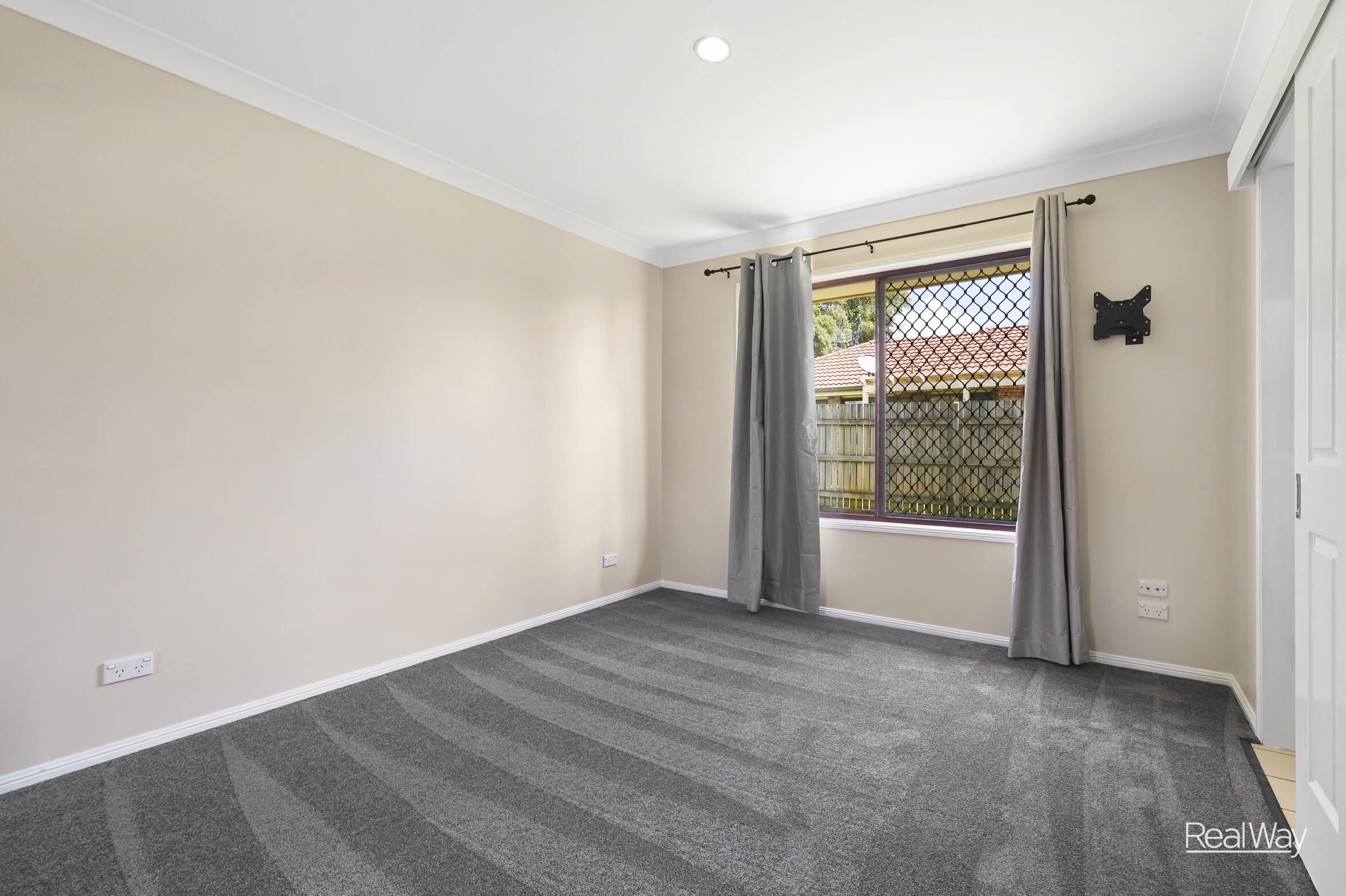 1 Maplewood Drive, Darling Heights QLD 4350, Darling Heights - Thumbnail 5