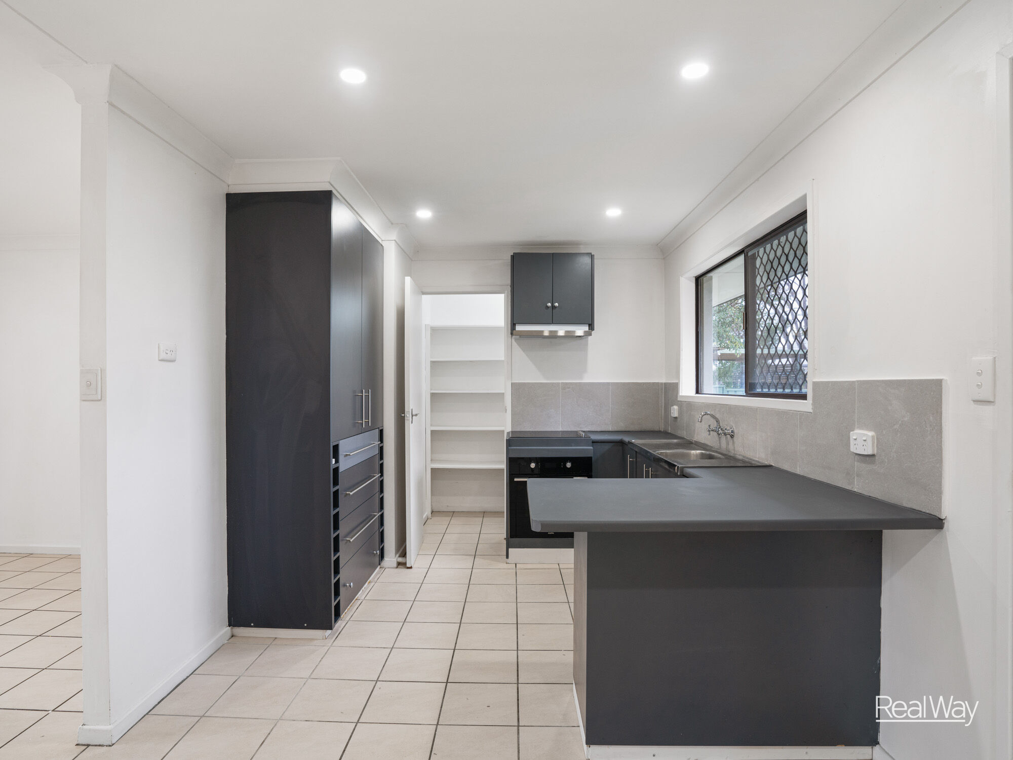 10 Hazzard Street, Centenary Heights QLD 4350, Centenary Heights - Thumbnail 2