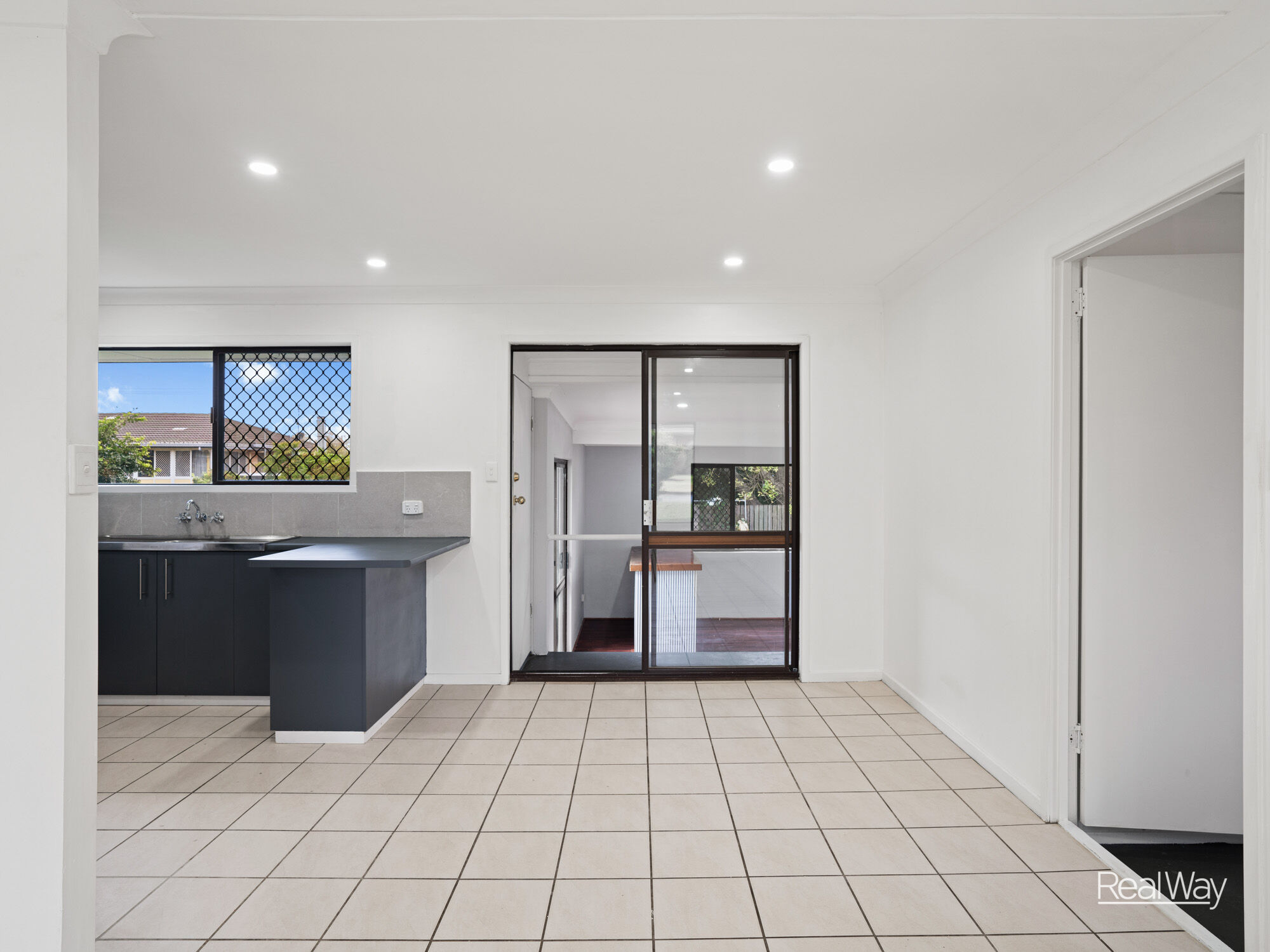 10 Hazzard Street, Centenary Heights QLD 4350, Centenary Heights - Thumbnail 3