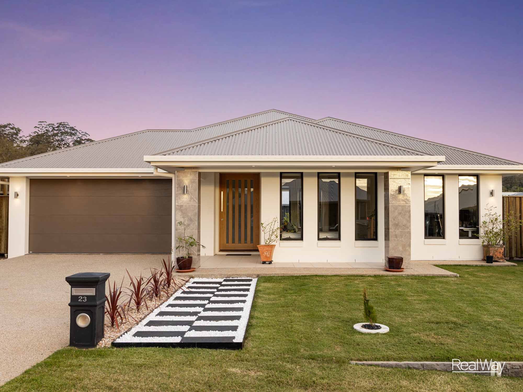 23 Kynoch Crescent, Mount Kynoch - Image 1