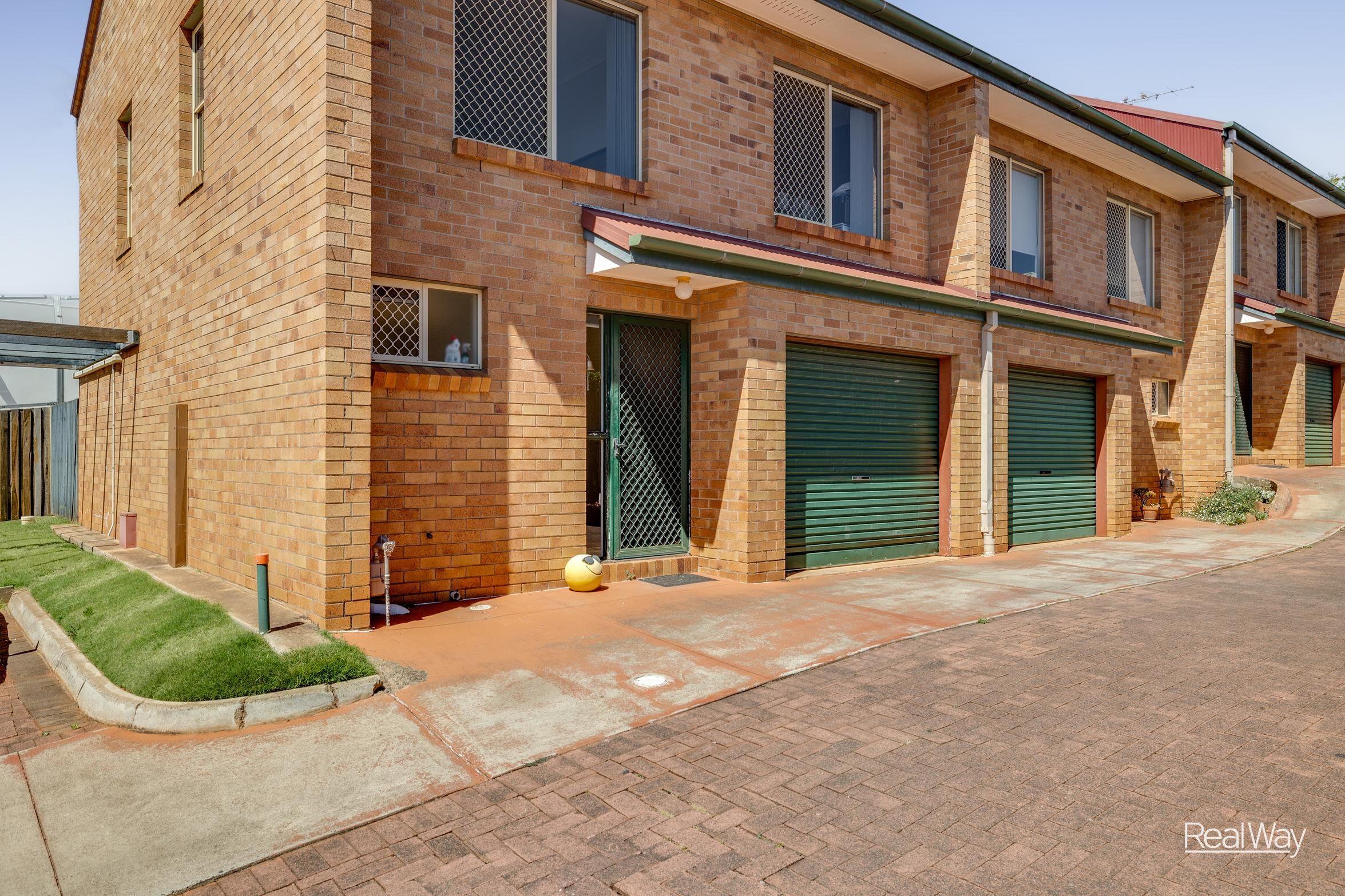 7 / 248 James Street, Harristown - Image 1