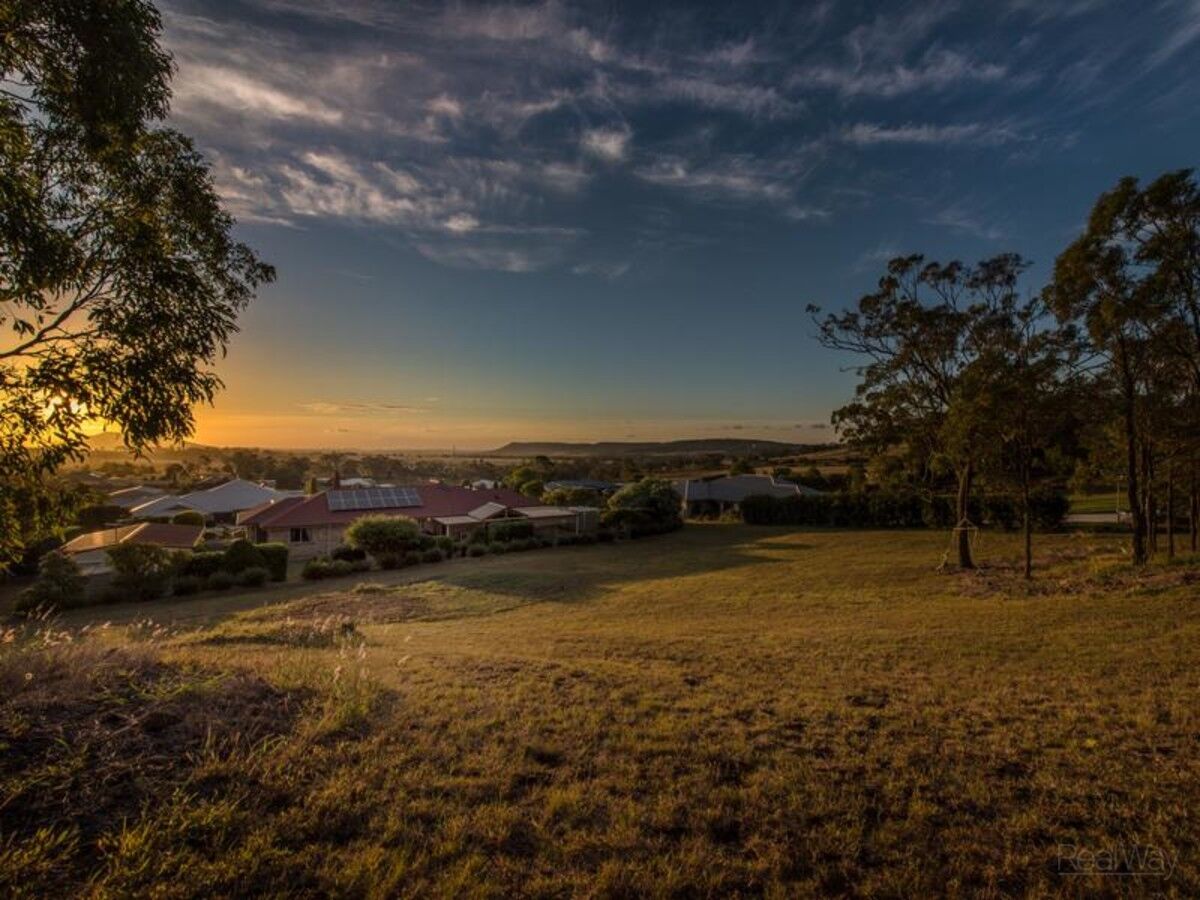 7 William Court, COTSWOLD HILLS QLD 4350, Cotswold Hills - Thumbnail 3