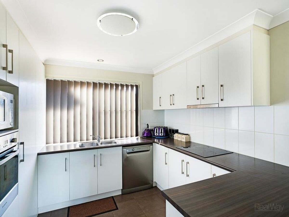 1 Mallow Street, WESTBROOK QLD 4350, Westbrook - Thumbnail 2