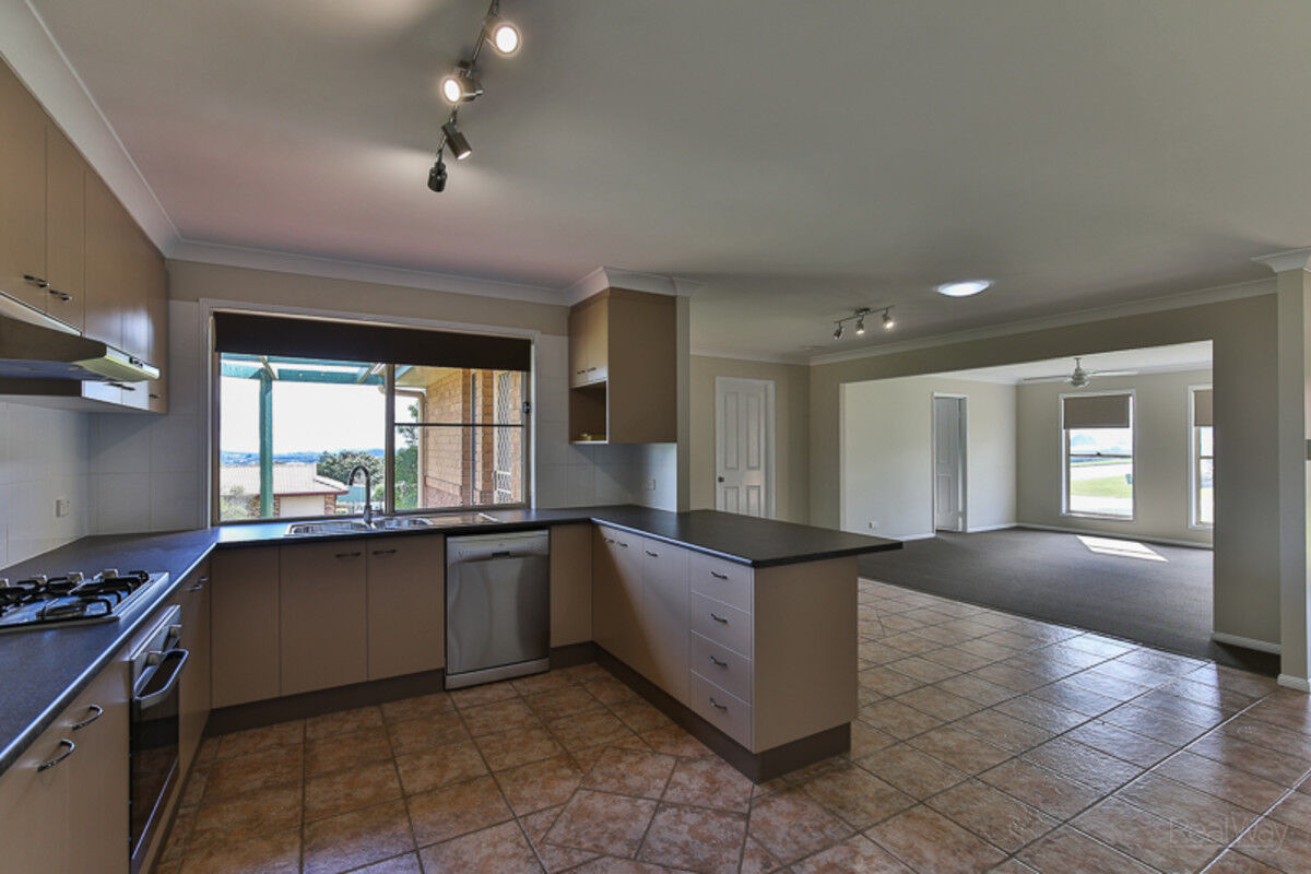 6 Tiffany Street, DARLING HEIGHTS QLD 4350, Darling Heights - Thumbnail 2
