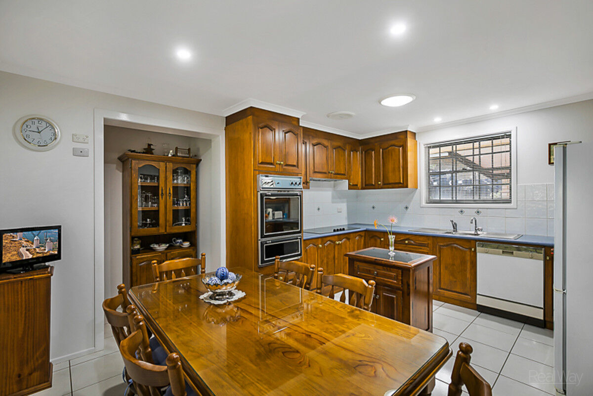 16 Stuart Street, Mount Lofty QLD 4350, Mount Lofty - Thumbnail 2