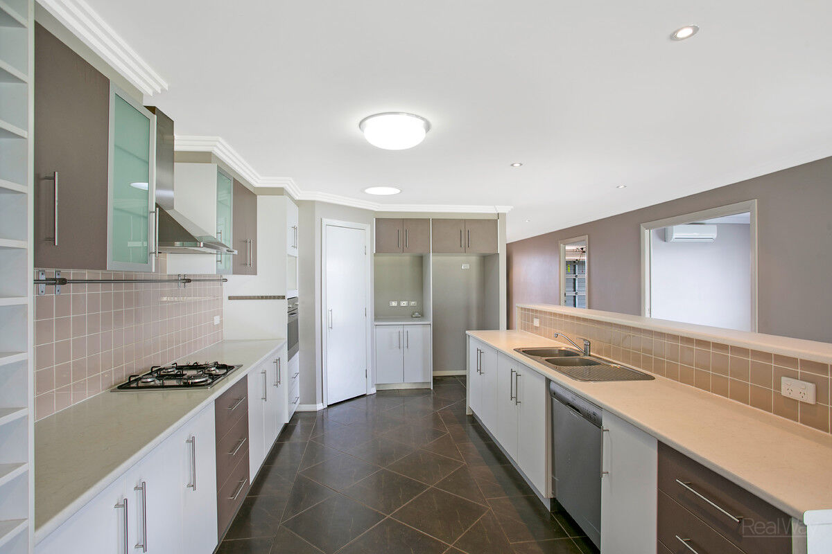 18 Corella Street, RANGEVILLE QLD 4350, Rangeville - Thumbnail 2
