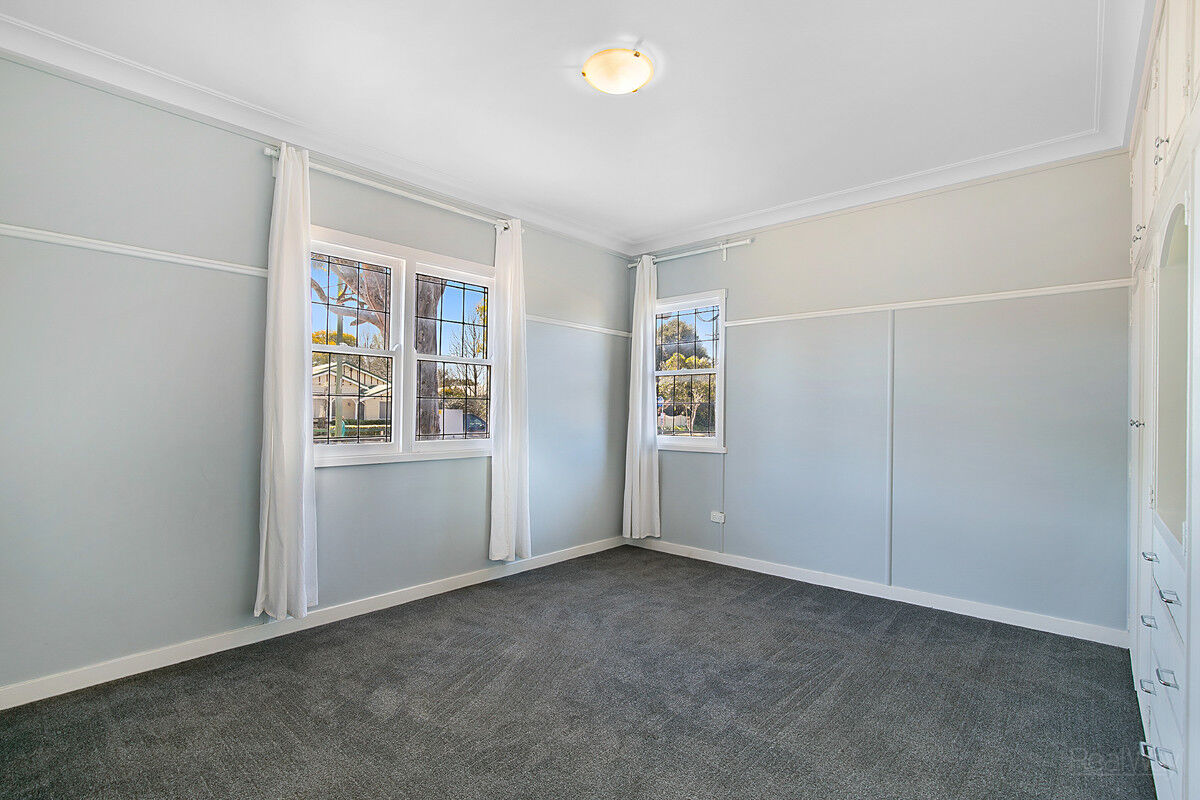 228 Campbell Street, Newtown QLD 4350, Newtown - Thumbnail 5
