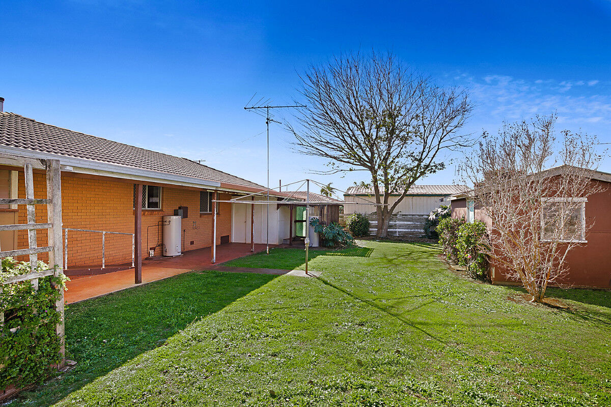 22 Chilla Street, Harristown QLD 4350, Harristown - Thumbnail 7