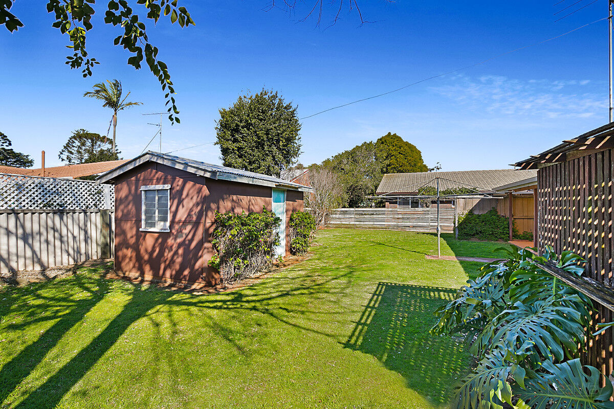 22 Chilla Street, Harristown QLD 4350, Harristown - Thumbnail 8