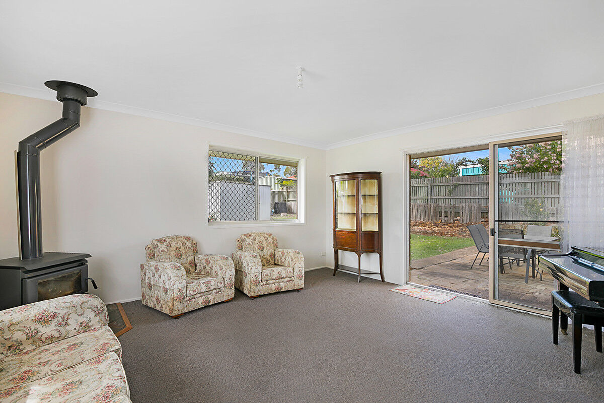 31 Hinkler Crescent, Wilsonton QLD 4350, Wilsonton - Thumbnail 5