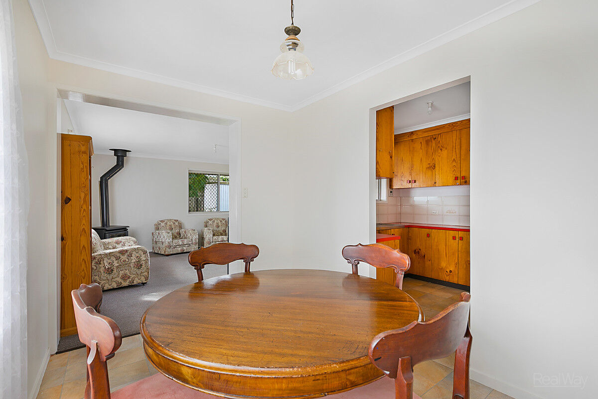 31 Hinkler Crescent, Wilsonton QLD 4350, Wilsonton - Thumbnail 3