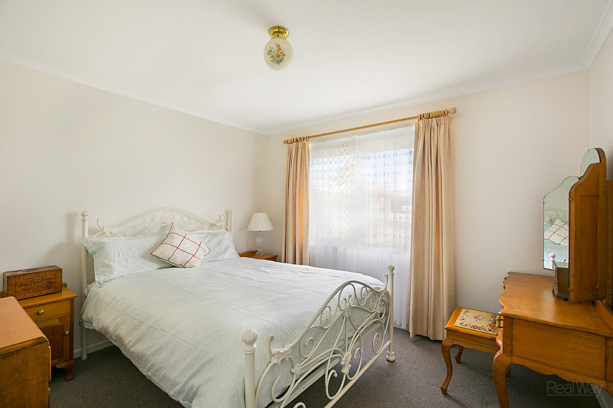 31 Hinkler Crescent, Wilsonton QLD 4350, Wilsonton - Thumbnail 6