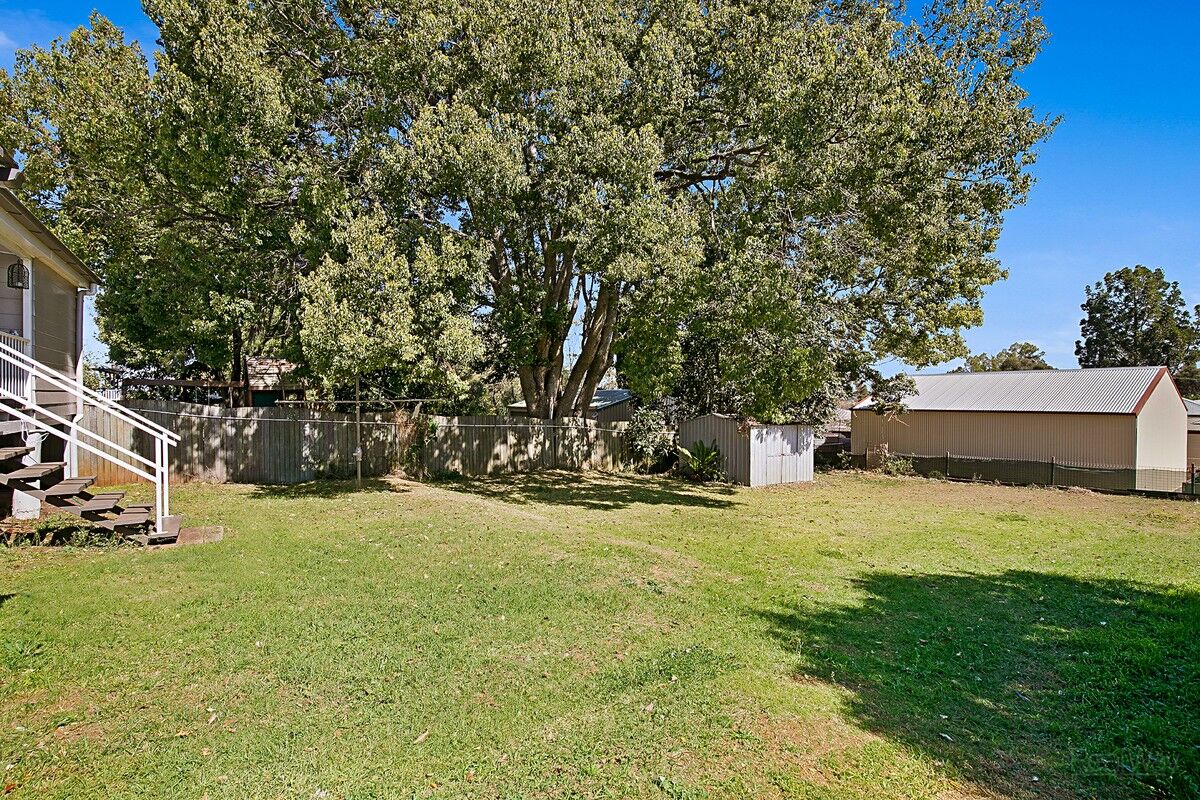 95 Ruthven Street, Harlaxton QLD 4350, Harlaxton - Thumbnail 5