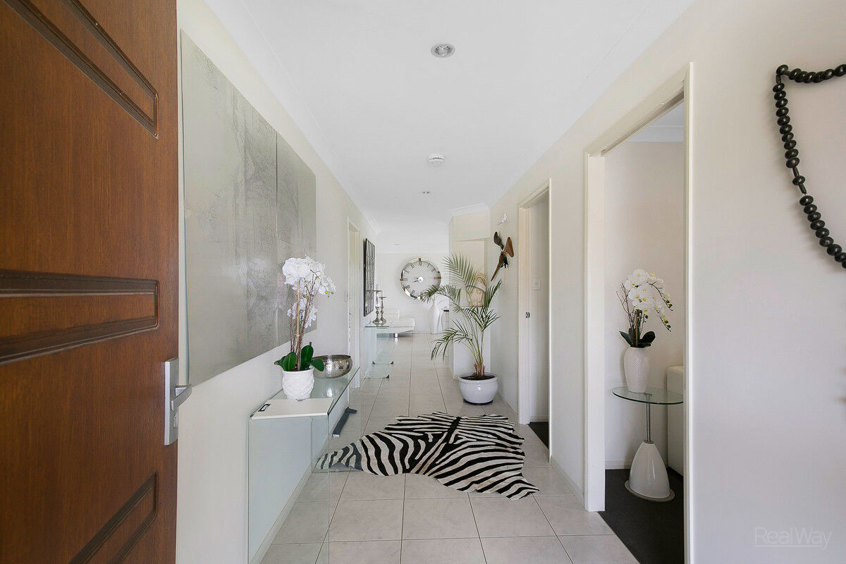 3 Barwick Court, Wilsonton Heights QLD 4350, Wilsonton Heights - Thumbnail 2