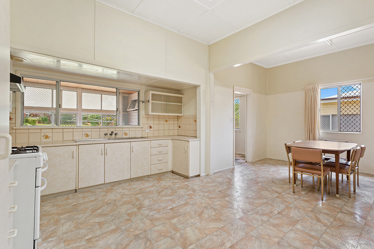20 Wattle Street, Harlaxton QLD 4350, Harlaxton - Thumbnail 2