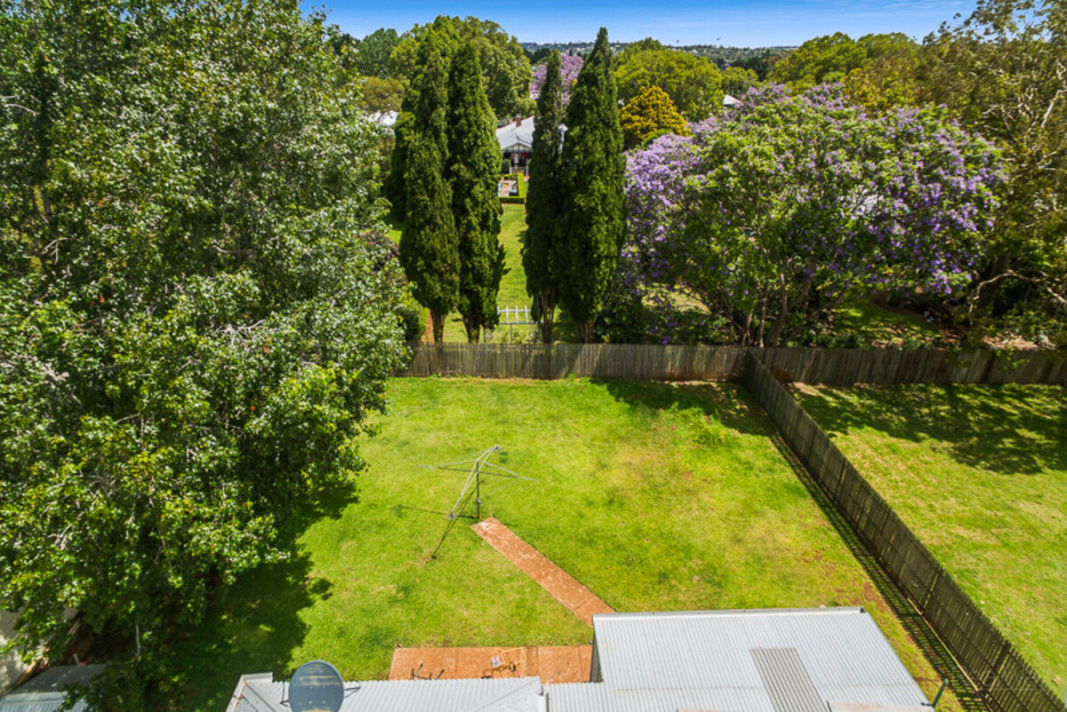 48A Dunmore Street, East Toowoomba QLD 4350, East Toowoomba - Thumbnail 4