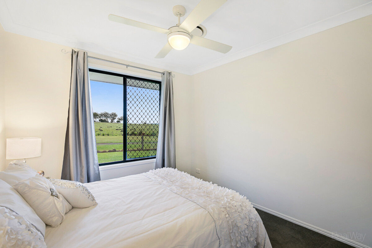44 Steinberg Road, Highfields QLD 4352, Highfields - Thumbnail 6