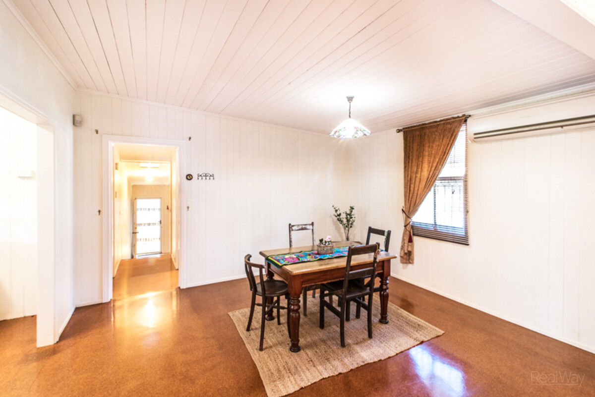 4 Walton Street, NORTH TOOWOOMBA QLD 4350, North Toowoomba - Thumbnail 6