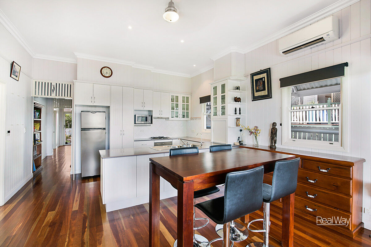 10 Adam Street, North Toowoomba QLD 4350, North Toowoomba - Thumbnail 2