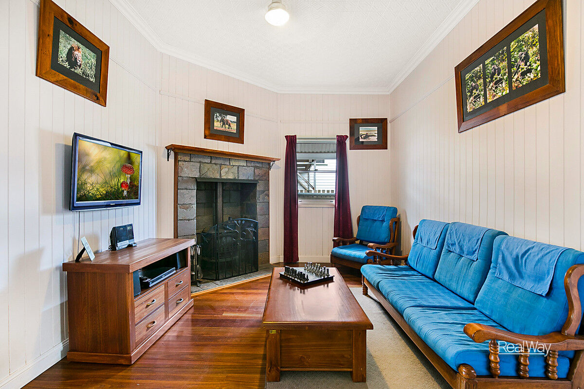 10 Adam Street, North Toowoomba QLD 4350, North Toowoomba - Thumbnail 7