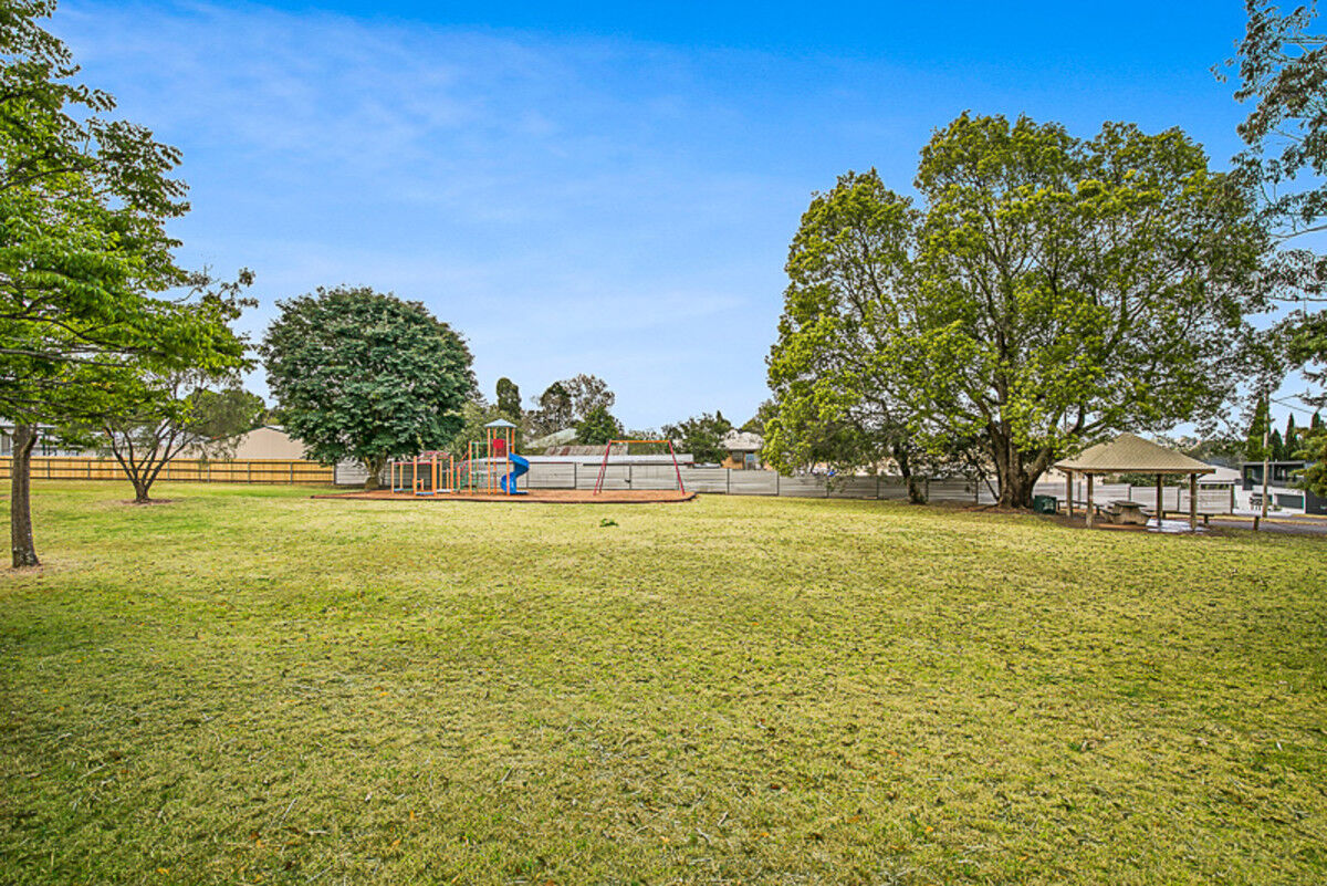 21 Garde Street, Centenary Heights QLD 4350, Centenary Heights - Thumbnail 4