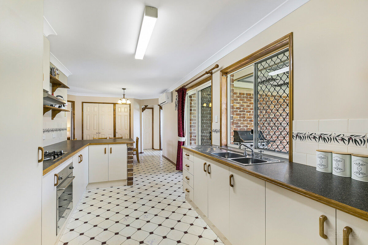 17 Gainsborough Drive, Glenvale QLD 4350, Glenvale - Thumbnail 3