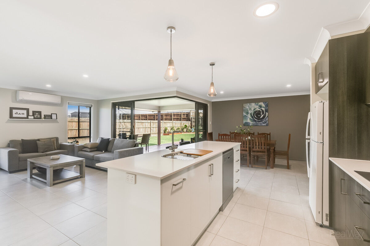 112 Shoesmith Road, Westbrook QLD 4350, Westbrook - Thumbnail 4