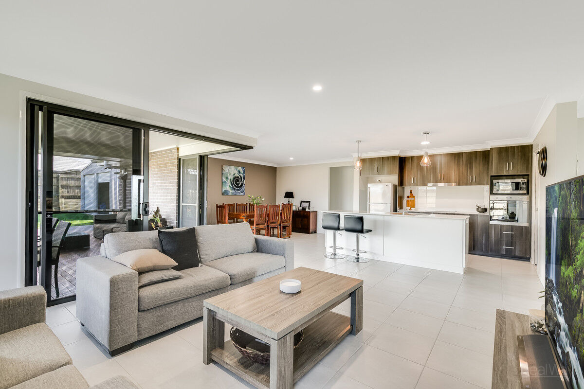112 Shoesmith Road, Westbrook QLD 4350, Westbrook - Thumbnail 2
